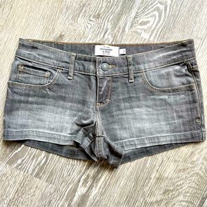 Abercrombie denim shorts - SIZE 2
